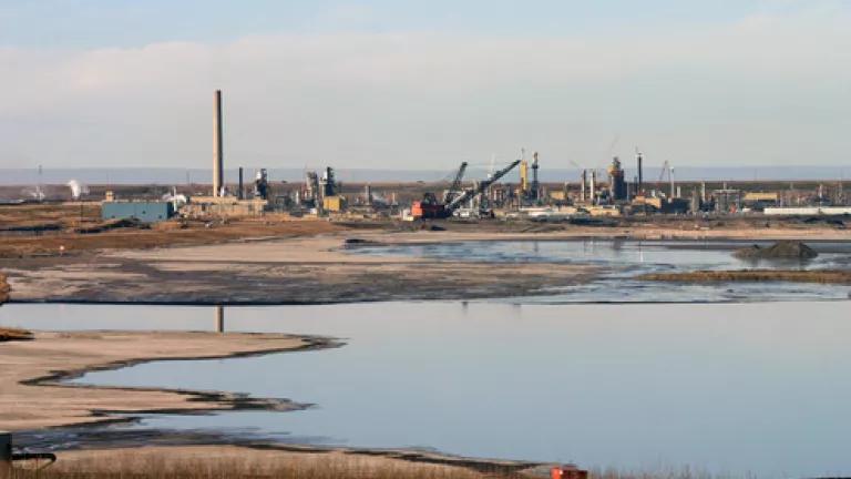 Syncrude Tailings Pond - Pembina Institute
